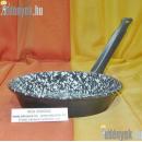 Zománcozott nyeles szeletsütő 18 cm